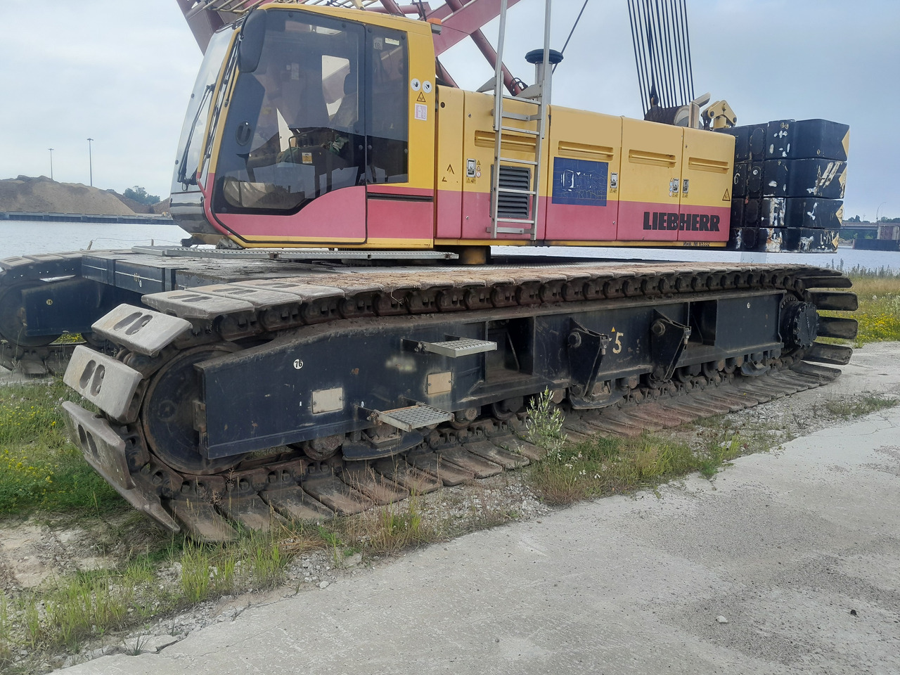 Liebherr LR1130 - Construction machinery: picture 5 Liebherr LR1130 - Construction machinery: picture 5