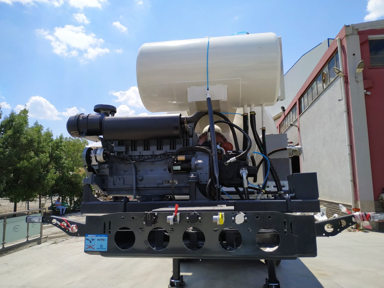 NT MAKINA TRAILERMIXER - Concrete mixer semi-trailer: picture 3 NT MAKINA TRAILERMIXER - Concrete mixer semi-trailer: picture 3