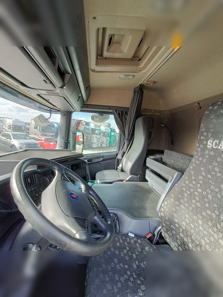 SCANIA P450 - Tractor unit: picture 5 SCANIA P450 - Tractor unit: picture 5