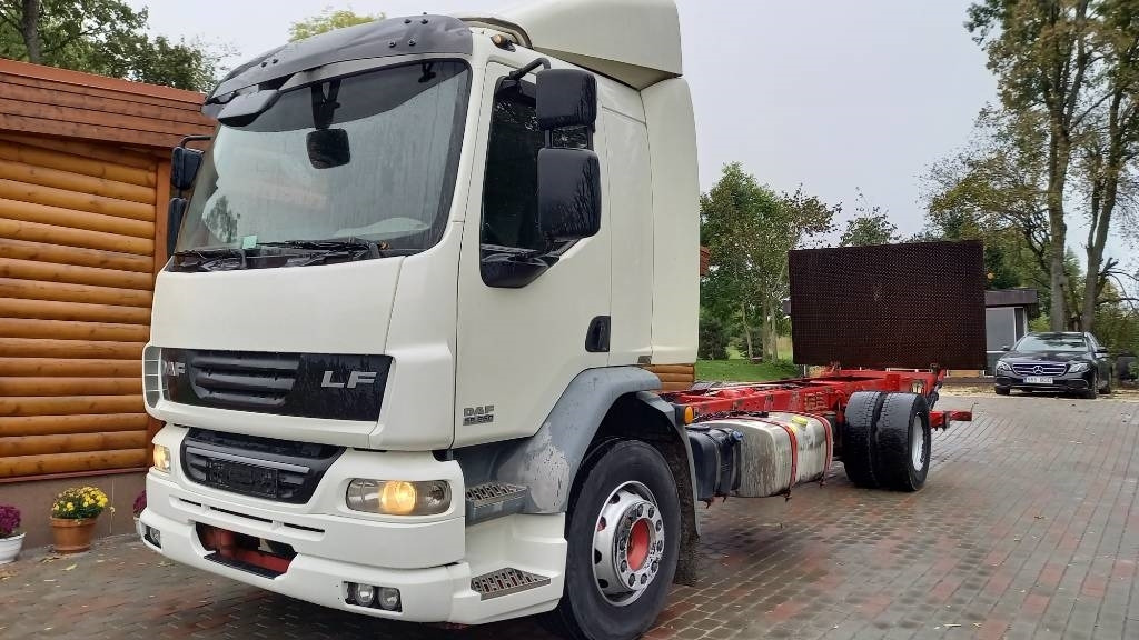 DAF FA55.250G, ONLY FOR PARTS! - Box truck: picture 2 DAF FA55.250G, ONLY FOR PARTS! - Box truck: picture 2