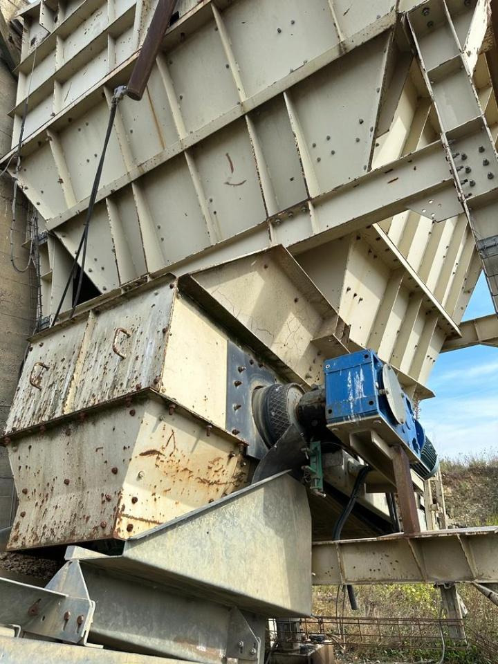 Construction machinery Metso 300 t kieswaschanlage und Splitt Anlage: picture 30