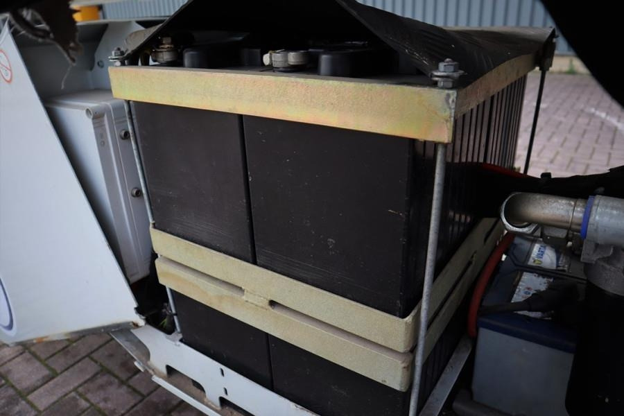 Falcon FS330Z Bi-Energy, Diesel - Battery, 33m Working He - Articulated boom: picture 4 Falcon FS330Z Bi-Energy, Diesel - Battery, 33m Working He - Articulated boom: picture 4