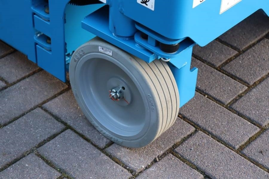 Scissor lift Genie GS1330M Valid inspection, *Guarantee! All-Electric: picture 13