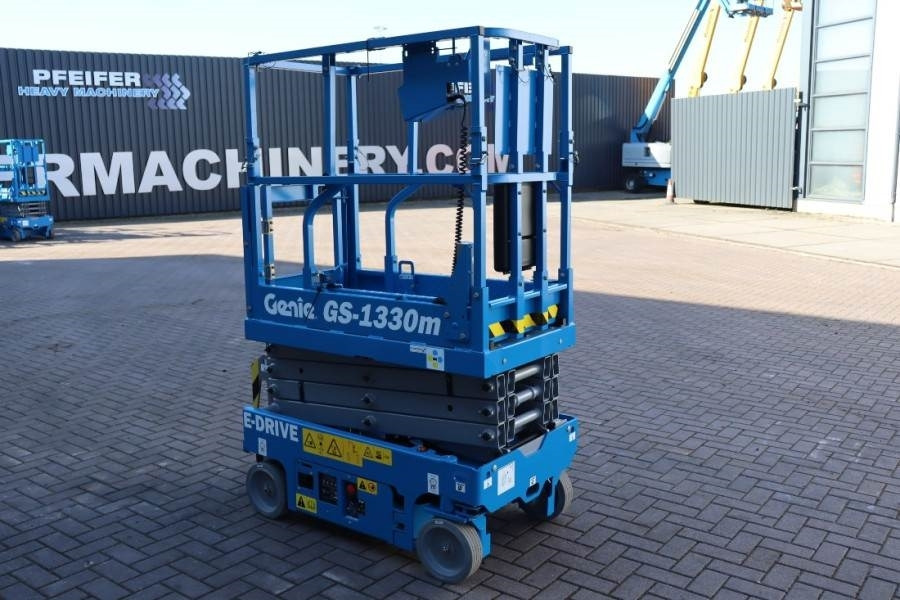 Scissor lift Genie GS1330M Valid inspection, *Guarantee! All-Electric: picture 8