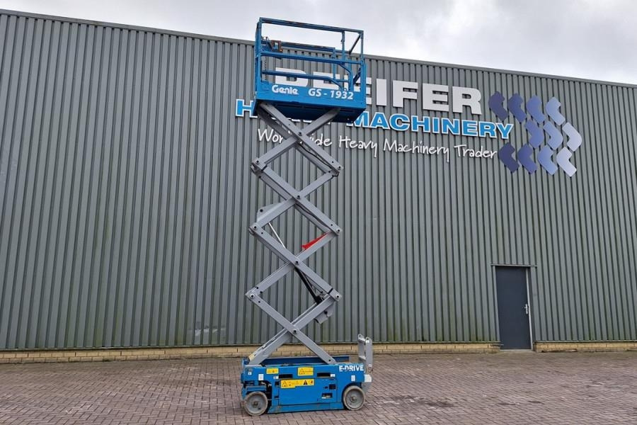 Genie GS1932 E-Drive Several In Stock, 8m Working Height - Scissor lift: picture 3 Genie GS1932 E-Drive Several In Stock, 8m Working Height - Scissor lift: picture 3