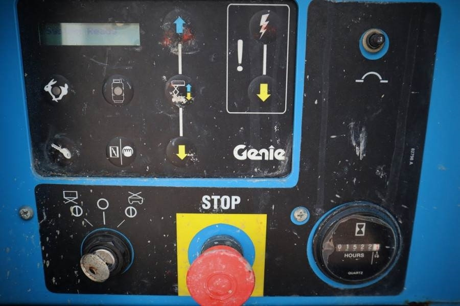 Genie GS4390 Diesel, 4x4 Drive, 15.11m Working Height 68 - Scissor lift: picture 3 Genie GS4390 Diesel, 4x4 Drive, 15.11m Working Height 68 - Scissor lift: picture 3