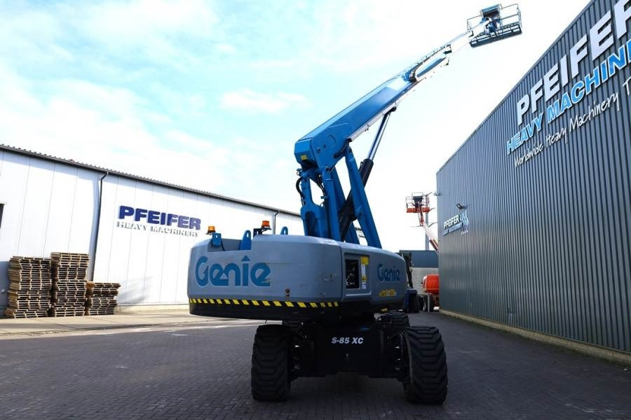 Genie S85XC Valid inspection, *Guarantee! Diesel, 4x4 Dr - Telescopic boom: picture 2 Genie S85XC Valid inspection, *Guarantee! Diesel, 4x4 Dr - Telescopic boom: picture 2