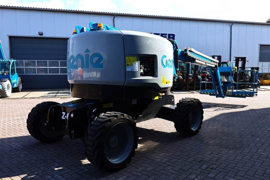 Genie Z62/40 Diesel, 4x4 Drive, 20.9 m Working Height, 1 - Articulated boom: picture 2 Genie Z62/40 Diesel, 4x4 Drive, 20.9 m Working Height, 1 - Articulated boom: picture 2
