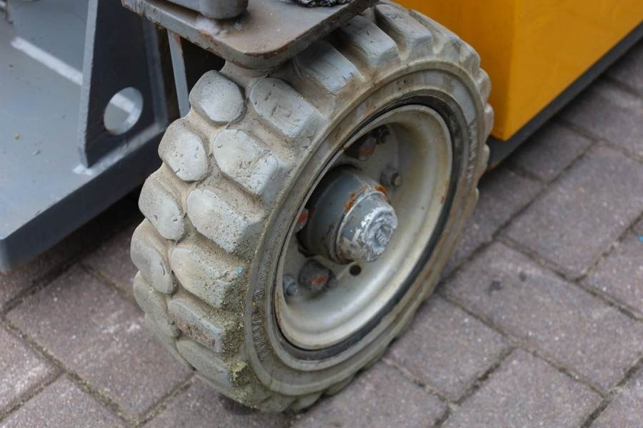 Articulated boom Haulotte STAR 12 Electric, 12m Working Height, 3m Reach, 21: picture 10 Articulated boom Haulotte STAR 12 Electric, 12m Working Height, 3m Reach, 21: picture 10