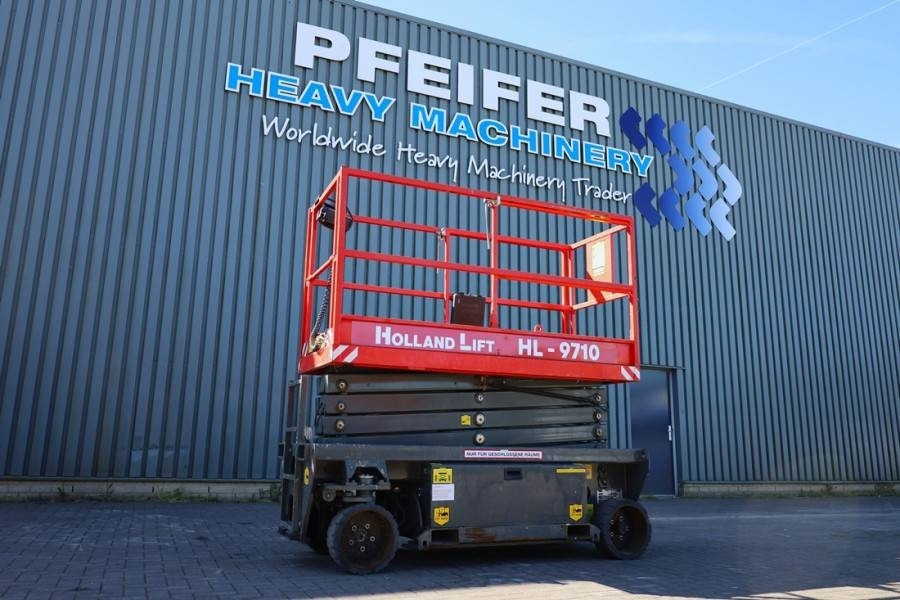 Holland Lift Ecostar HL-9710 Electric, 12m Working Height, 325k  - Scissor lift: picture 1 Holland Lift Ecostar HL-9710 Electric, 12m Working Height, 325k  - Scissor lift: picture 1