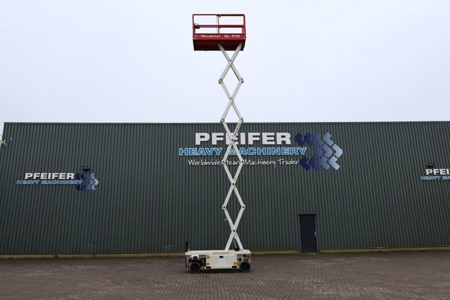 Holland Lift Ecostar HL-9710 Electric, 12m Working Height, 325k  - Scissor lift: picture 3 Holland Lift Ecostar HL-9710 Electric, 12m Working Height, 325k  - Scissor lift: picture 3