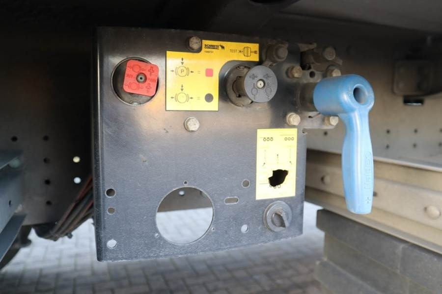 Schmitz Cargobull SCB3ST CoC Documents, TuV Loading Certif - Curtainsider trailer: picture 5 Schmitz Cargobull SCB3ST CoC Documents, TuV Loading Certif - Curtainsider trailer: picture 5