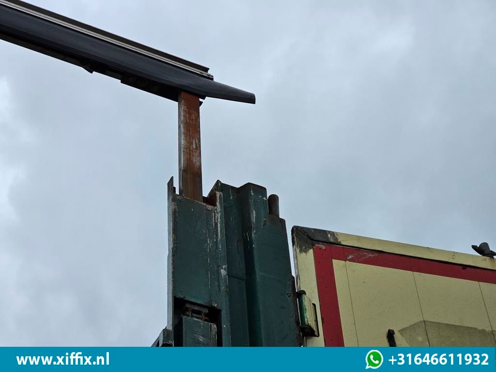 Dropside/ Flatbed semi-trailer Meusburger 4-ass. Vlakke Mega oplegger met elektrische huifopbouw / 2x naloop ge: picture 15 Dropside/ Flatbed semi-trailer Meusburger 4-ass. Vlakke Mega oplegger met elektrische huifopbouw / 2x naloop ge: picture 15