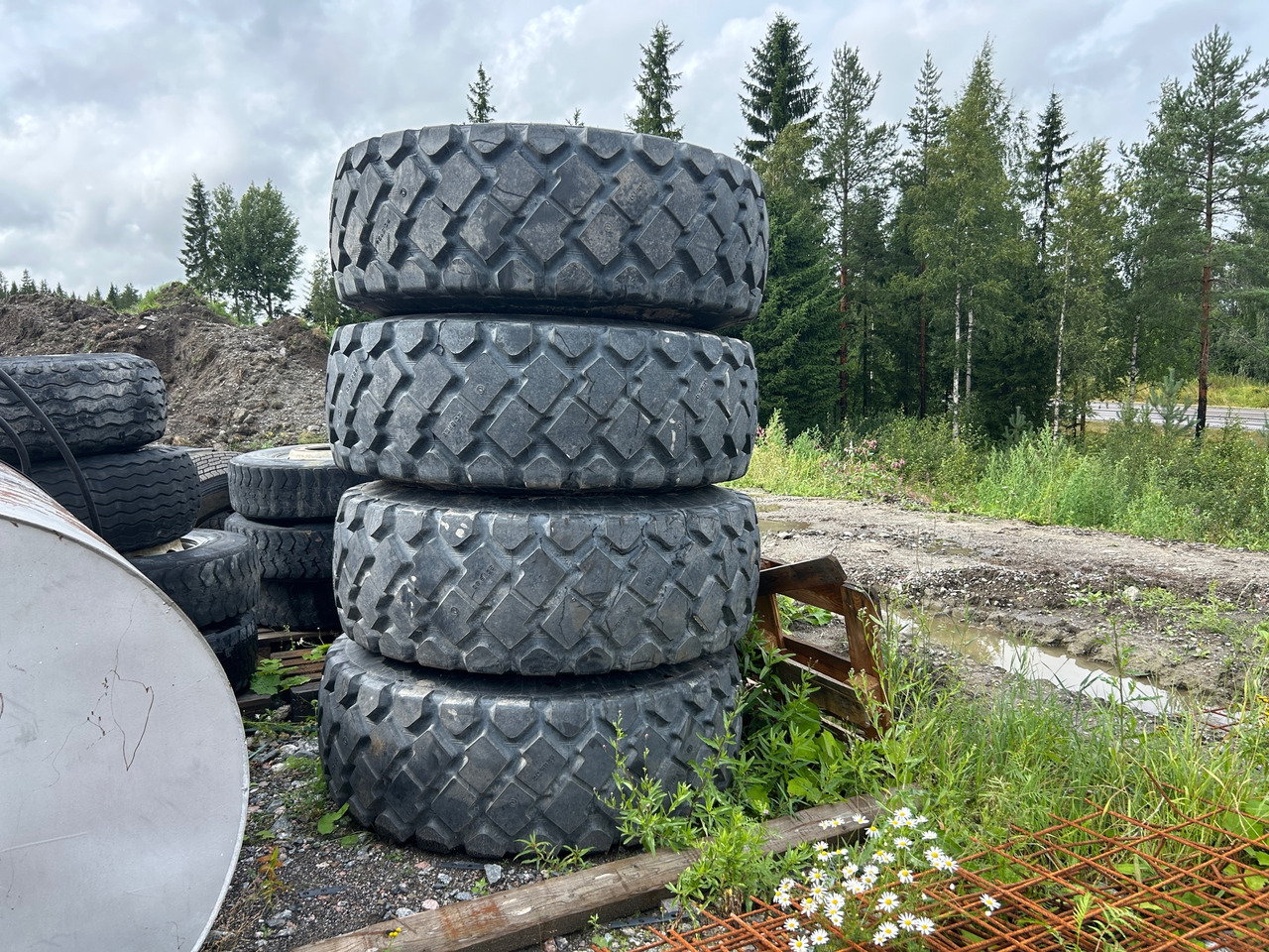 Aeolus 20.5R25 - Tire for Construction machinery: picture 1 Aeolus 20.5R25 - Tire for Construction machinery: picture 1