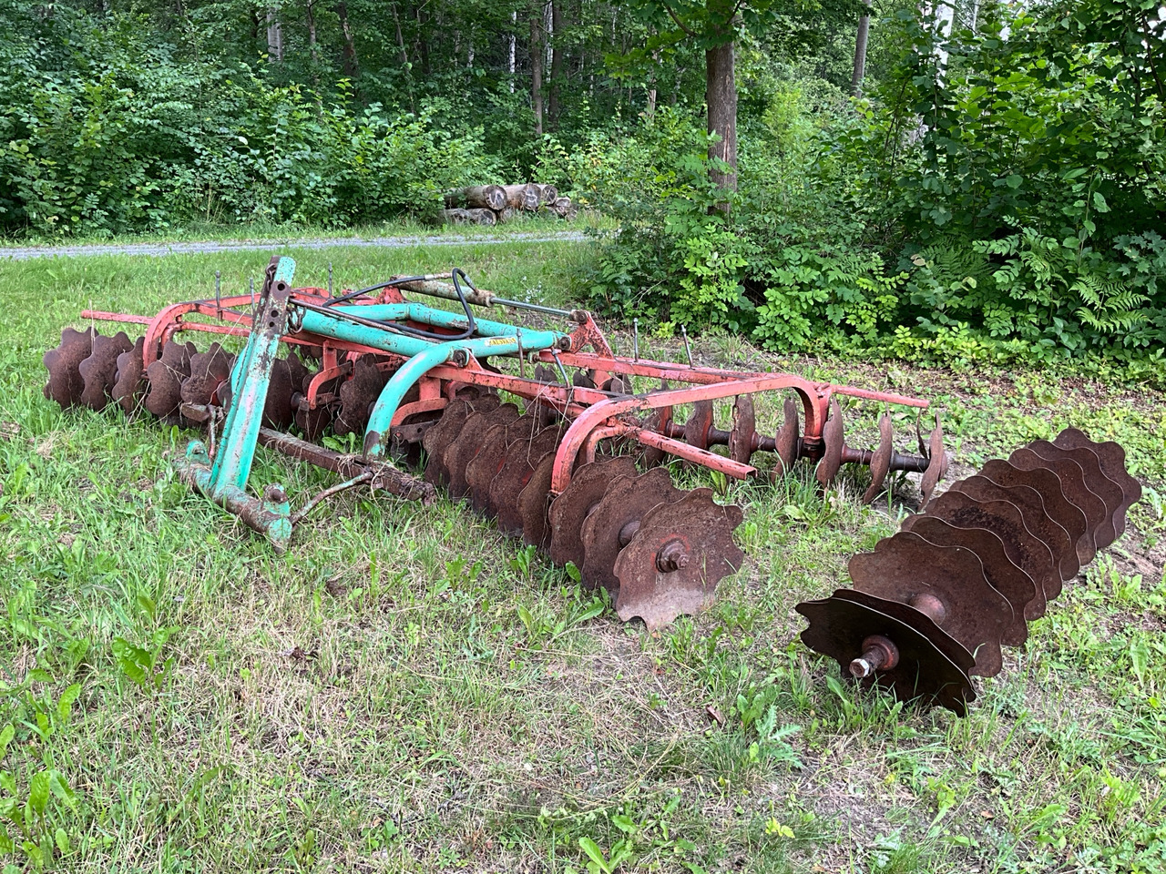 Kverneland - Disc harrow: picture 1 Kverneland - Disc harrow: picture 1