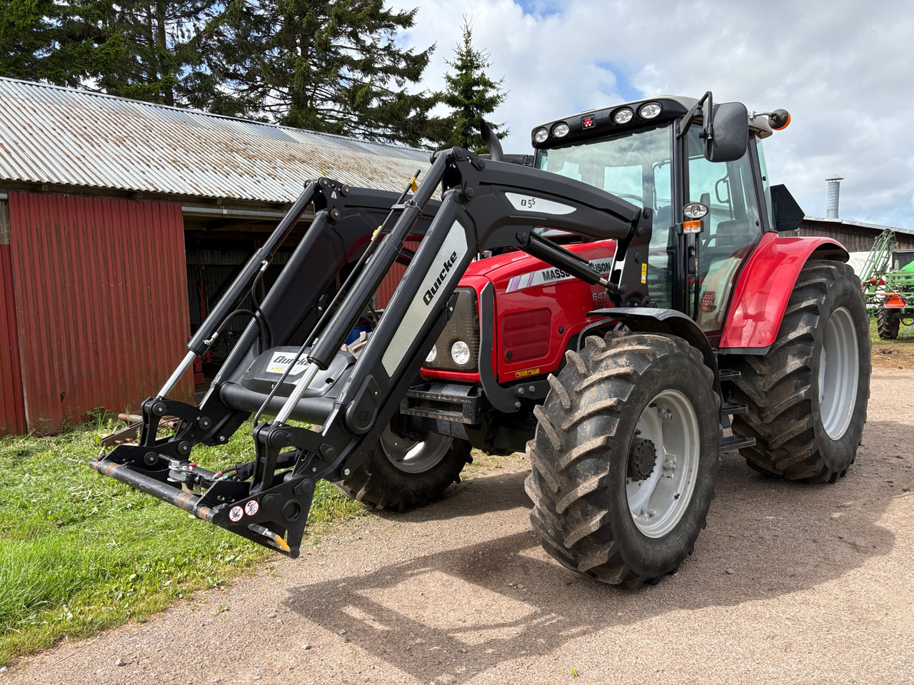 Massey Ferguson 6470 Dyna-6 - Farm tractor: picture 1 Massey Ferguson 6470 Dyna-6 - Farm tractor: picture 1