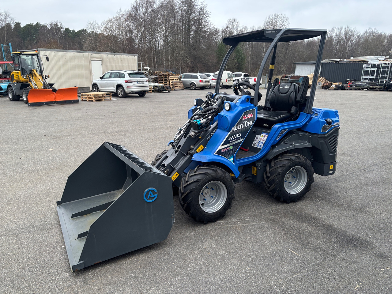 Multione 5.3K - Compact loader: picture 1 Multione 5.3K - Compact loader: picture 1