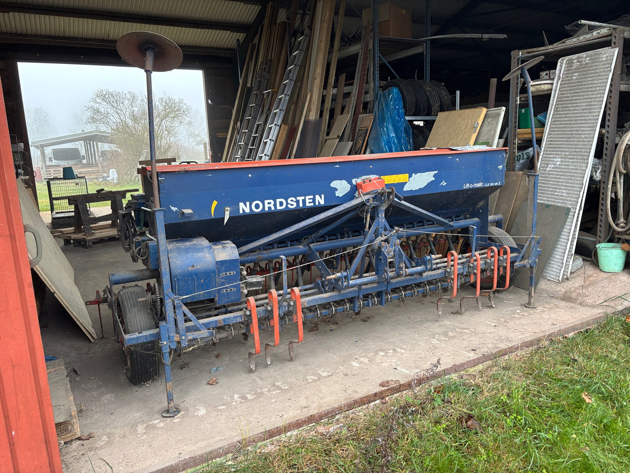 Nordsten Lift-o-matic - Sowing equipment: picture 1 Nordsten Lift-o-matic - Sowing equipment: picture 1