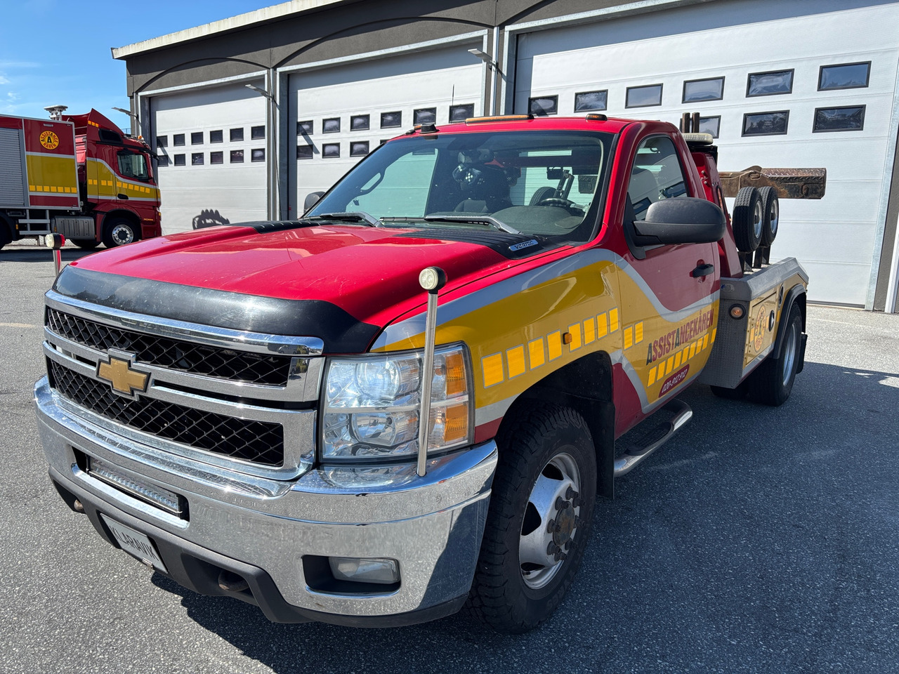 Chevrolet Silverado 3500 HD V8 - Truck: picture 1 Chevrolet Silverado 3500 HD V8 - Truck: picture 1