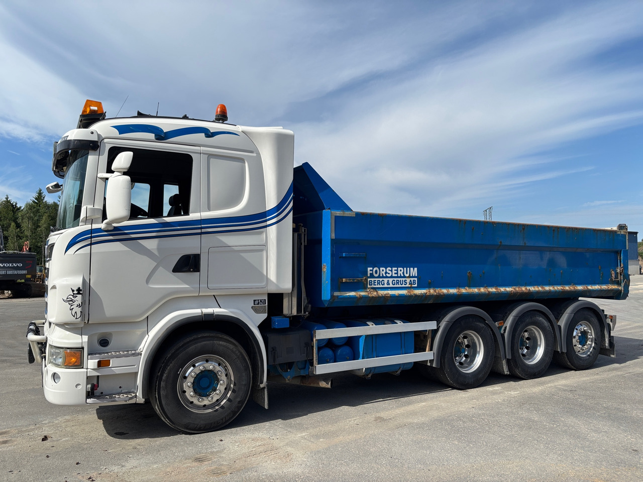 Scania R560 8x4 - Truck: picture 1 Scania R560 8x4 - Truck: picture 1