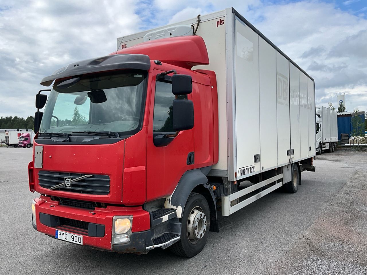 Volvo FL 4x2 - Truck: picture 1 Volvo FL 4x2 - Truck: picture 1