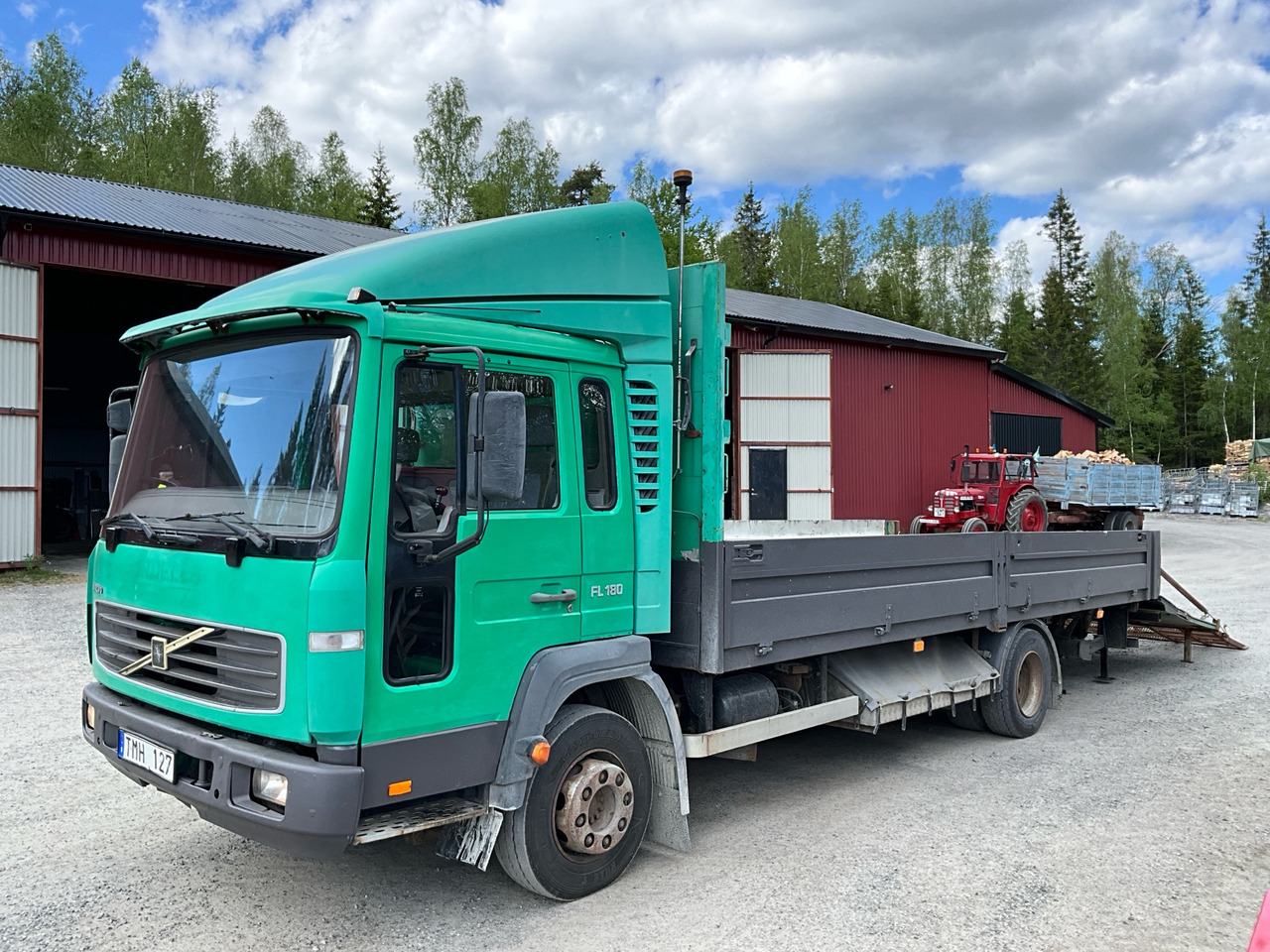 Volvo FL180 - Truck: picture 1 Volvo FL180 - Truck: picture 1