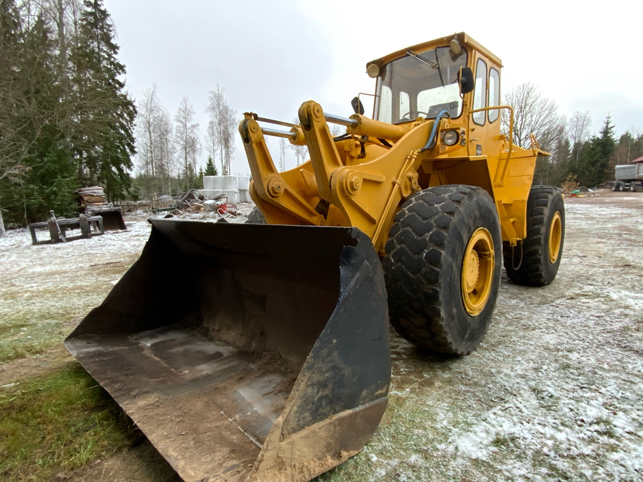 Volvo BM LM 1240 - Wheel loader: picture 1 Volvo BM LM 1240 - Wheel loader: picture 1