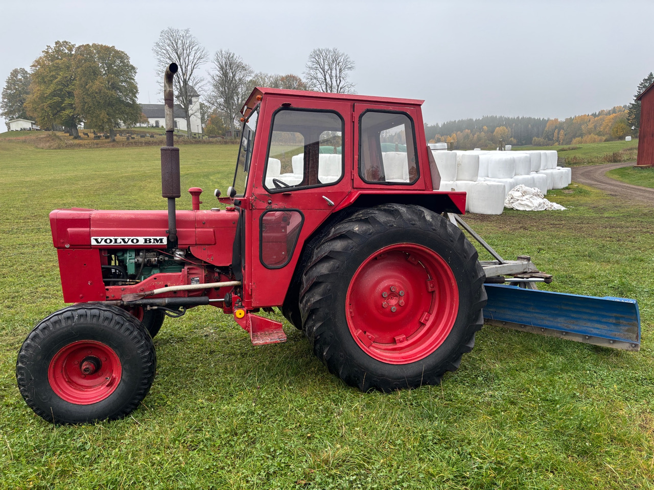 Volvo BM T 430 - Farm tractor: picture 1 Volvo BM T 430 - Farm tractor: picture 1