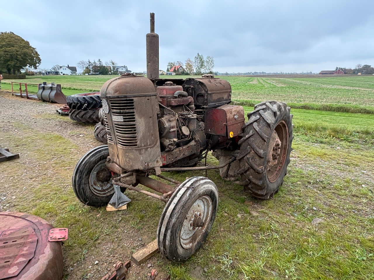 Volvo BM T230 - Farm tractor: picture 1 Volvo BM T230 - Farm tractor: picture 1