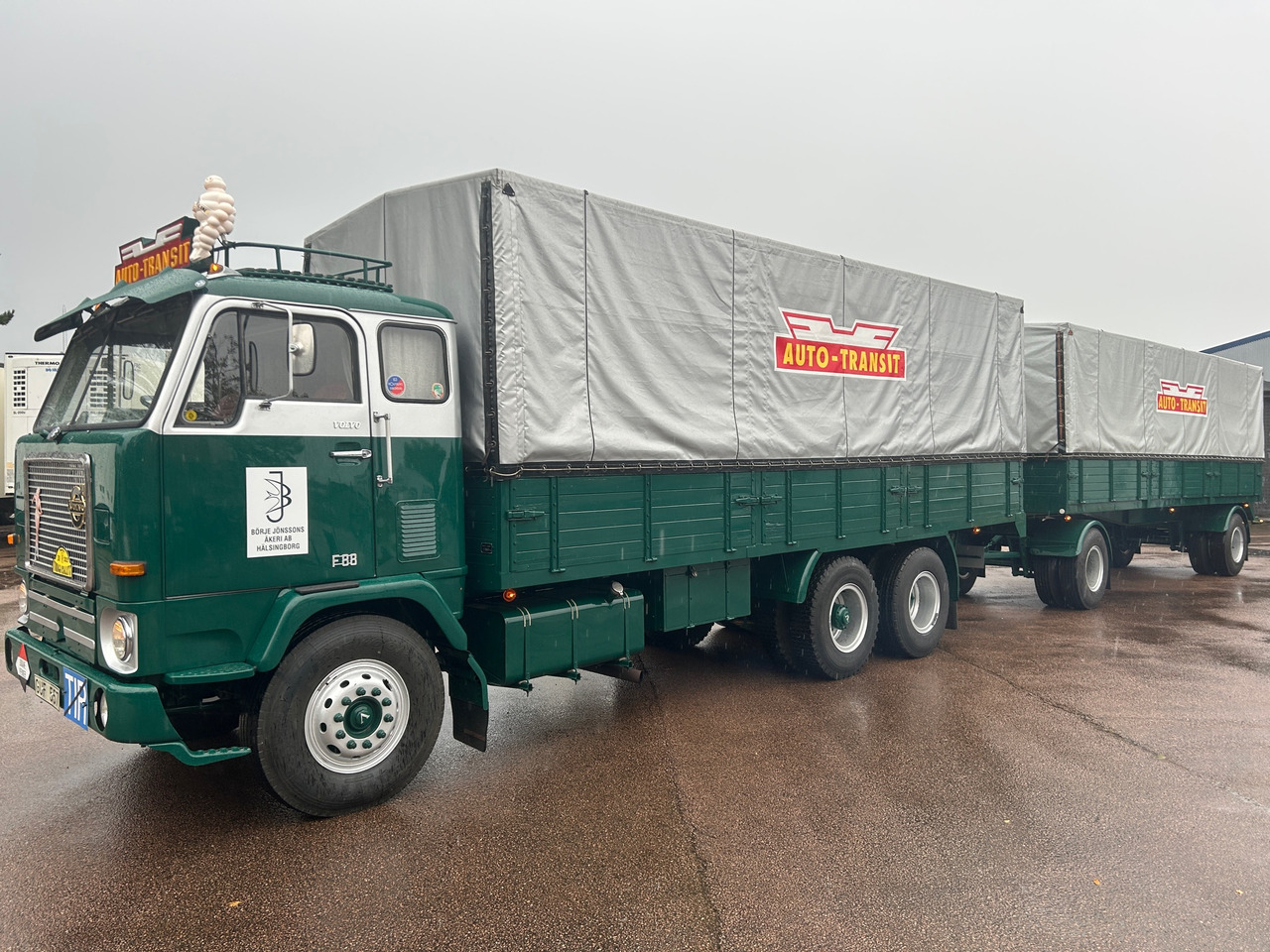 Volvo FB 88 - Curtainsider truck: picture 1 Volvo FB 88 - Curtainsider truck: picture 1