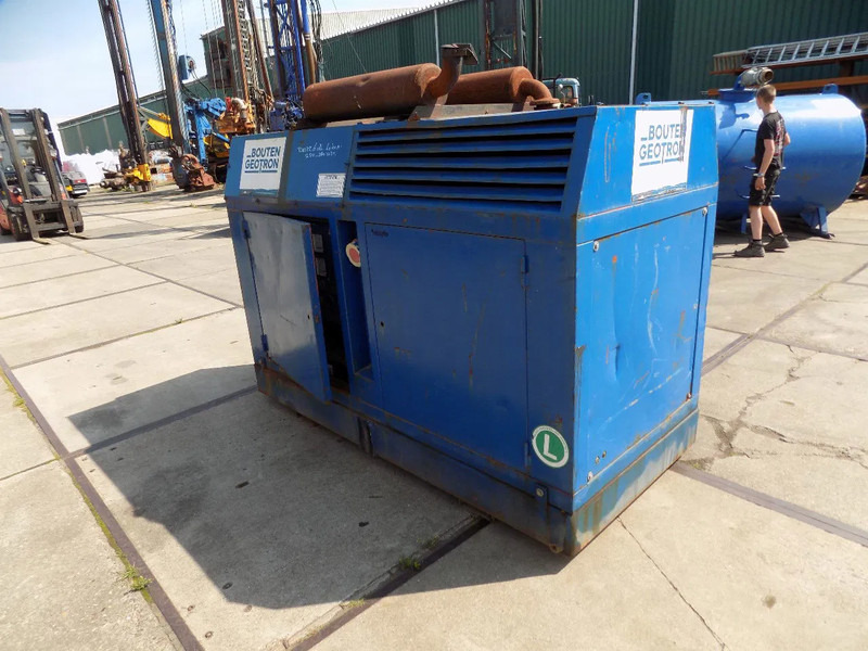 Bredenoord Bredenoord BRDE 60 KVA deutz F6L 913 - Generator set: picture 3 Bredenoord Bredenoord BRDE 60 KVA deutz F6L 913 - Generator set: picture 3