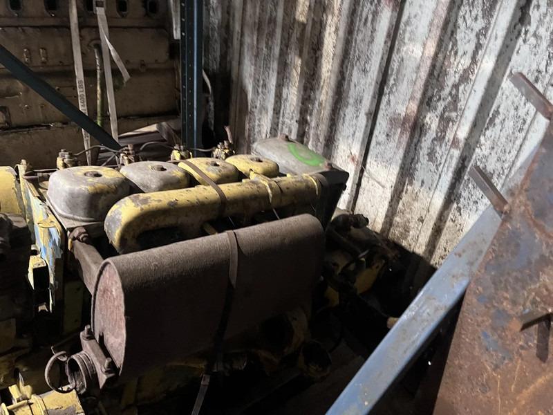 Deutz F4L912 - Engine: picture 3 Deutz F4L912 - Engine: picture 3