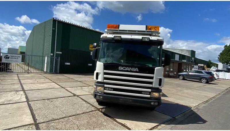Scania P124-400 Scania met plateau en mogelijkheid voor kraan achter cabine - Box truck: picture 2 Scania P124-400 Scania met plateau en mogelijkheid voor kraan achter cabine - Box truck: picture 2