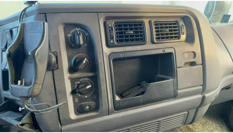 Renault Midlum Renault Midlum - Tractor unit: picture 5 Renault Midlum Renault Midlum - Tractor unit: picture 5