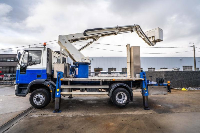 Iveco 130E18 + COMET 165 TA - Truck mounted aerial platform: picture 1 Iveco 130E18 + COMET 165 TA - Truck mounted aerial platform: picture 1