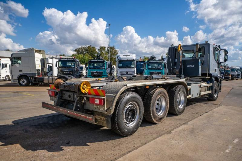 Iveco X-WAY 460 - Hook lift truck: picture 4 Iveco X-WAY 460 - Hook lift truck: picture 4