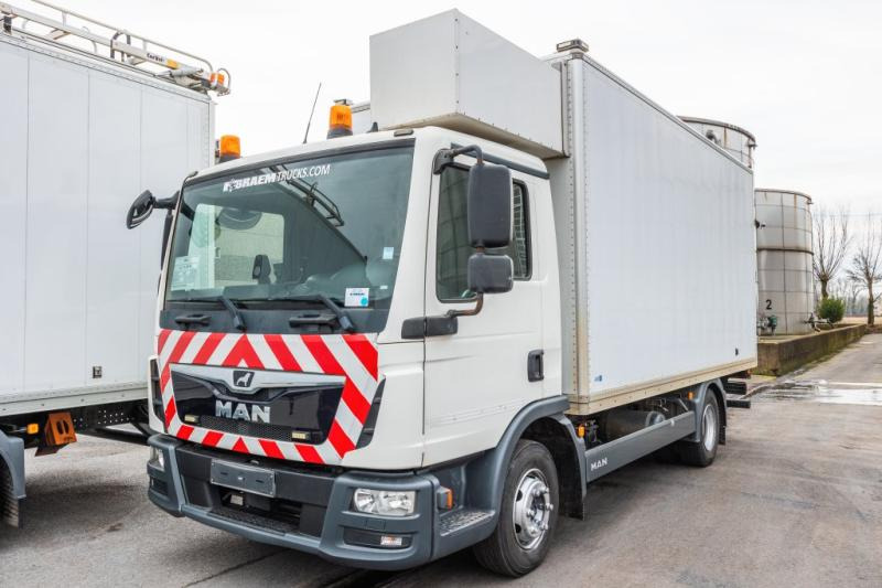 MAN TGL 10.180 BL - Box truck: picture 2 MAN TGL 10.180 BL - Box truck: picture 2