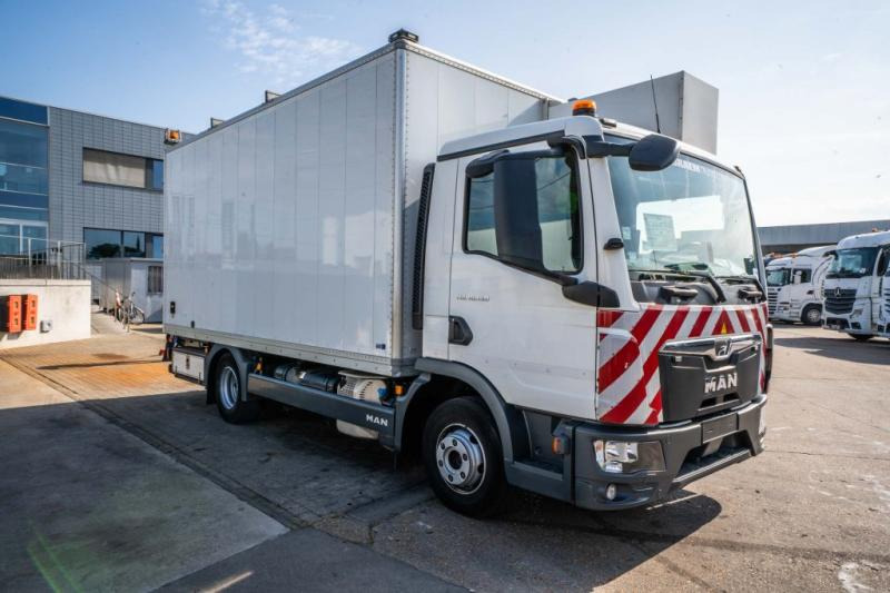 MAN TGL 10.190 BL - CARVAL INBOUW - Box truck: picture 2 MAN TGL 10.190 BL - CARVAL INBOUW - Box truck: picture 2