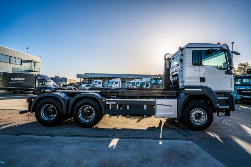 MAN TGS 33.430 BL - Hook lift truck: picture 3 MAN TGS 33.430 BL - Hook lift truck: picture 3