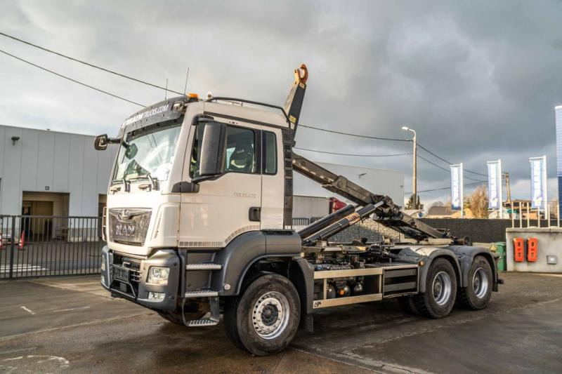 MAN TGS 33.470 BL -6X4 - Hook lift truck: picture 1 MAN TGS 33.470 BL -6X4 - Hook lift truck: picture 1