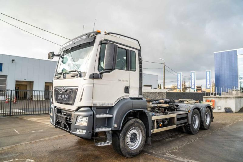 MAN TGS 33.470 BL -6X4 - Hook lift truck: picture 2 MAN TGS 33.470 BL -6X4 - Hook lift truck: picture 2