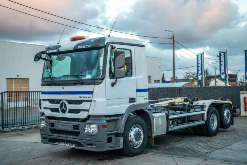 Mercedes ACTROS 2646 L-MP3 - Hook lift truck: picture 3 Mercedes ACTROS 2646 L-MP3 - Hook lift truck: picture 3