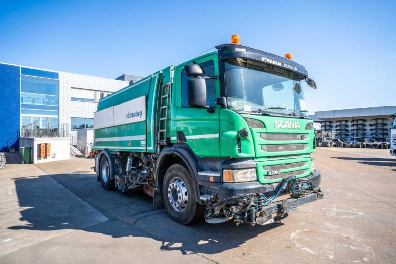 Scania P320 - BEAM S 7000 - Road sweeper: picture 2 Scania P320 - BEAM S 7000 - Road sweeper: picture 2