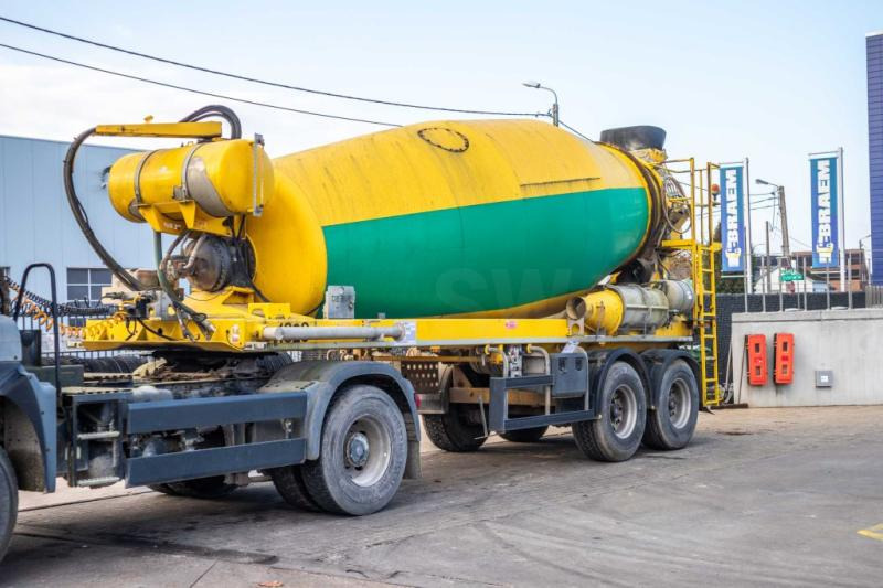 DE BUF BETON MIXER/MISCHER/MALAXEUR12M³ - Semi-trailer: picture 1 DE BUF BETON MIXER/MISCHER/MALAXEUR12M³ - Semi-trailer: picture 1