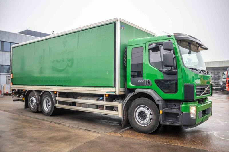 Volvo FE 300 - Box truck: picture 2 Volvo FE 300 - Box truck: picture 2