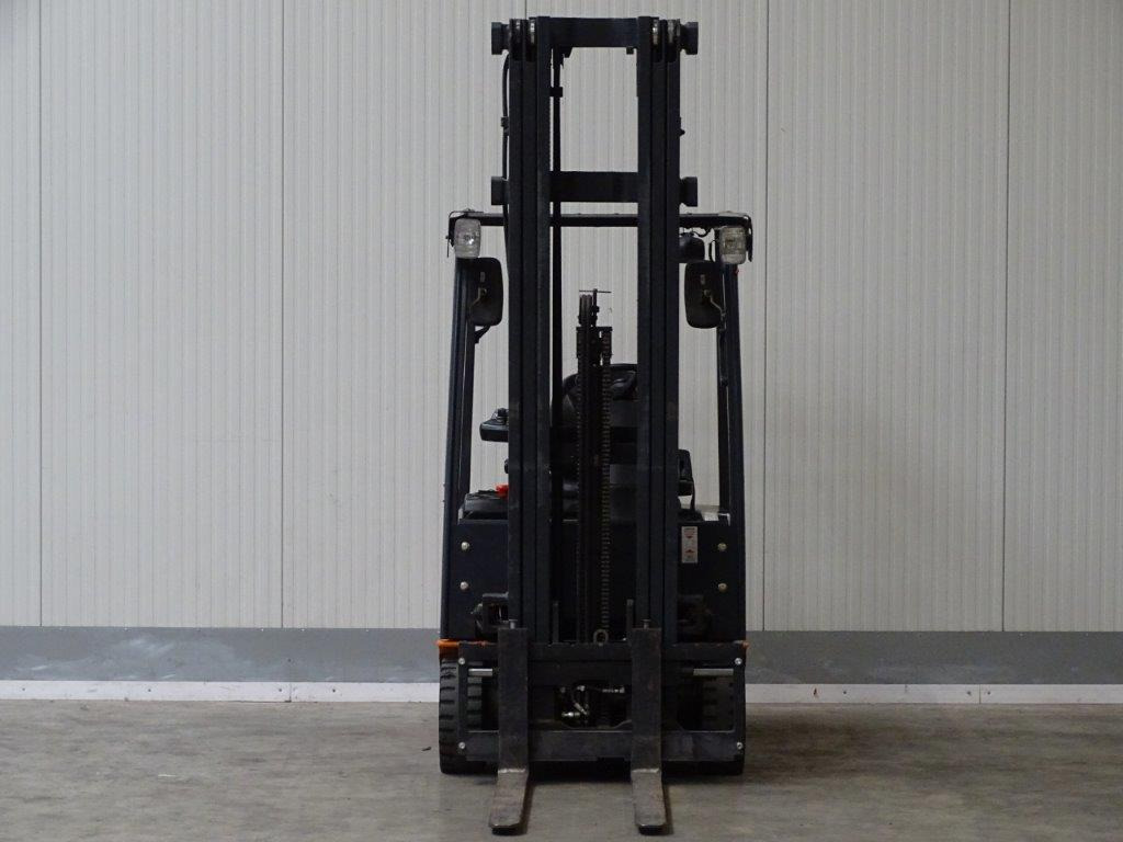 Doosan B18T-5 - TRIPLEX - Electric forklift: picture 4 Doosan B18T-5 - TRIPLEX - Electric forklift: picture 4
