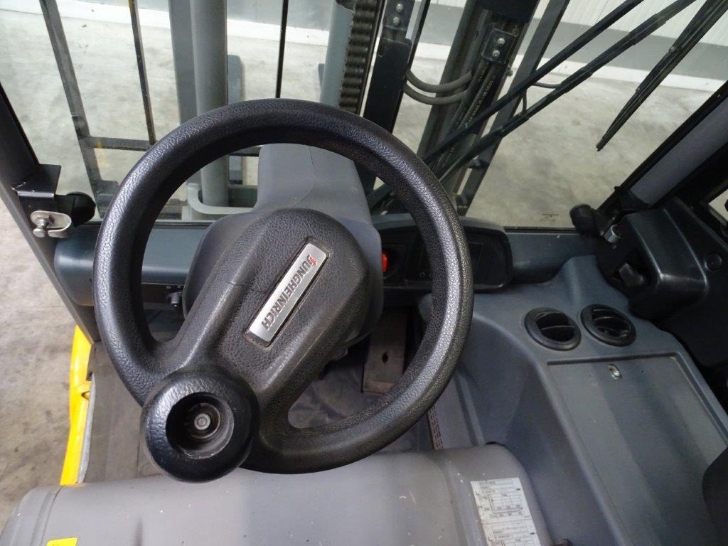Electric forklift Jungheinrich EFG316: picture 8