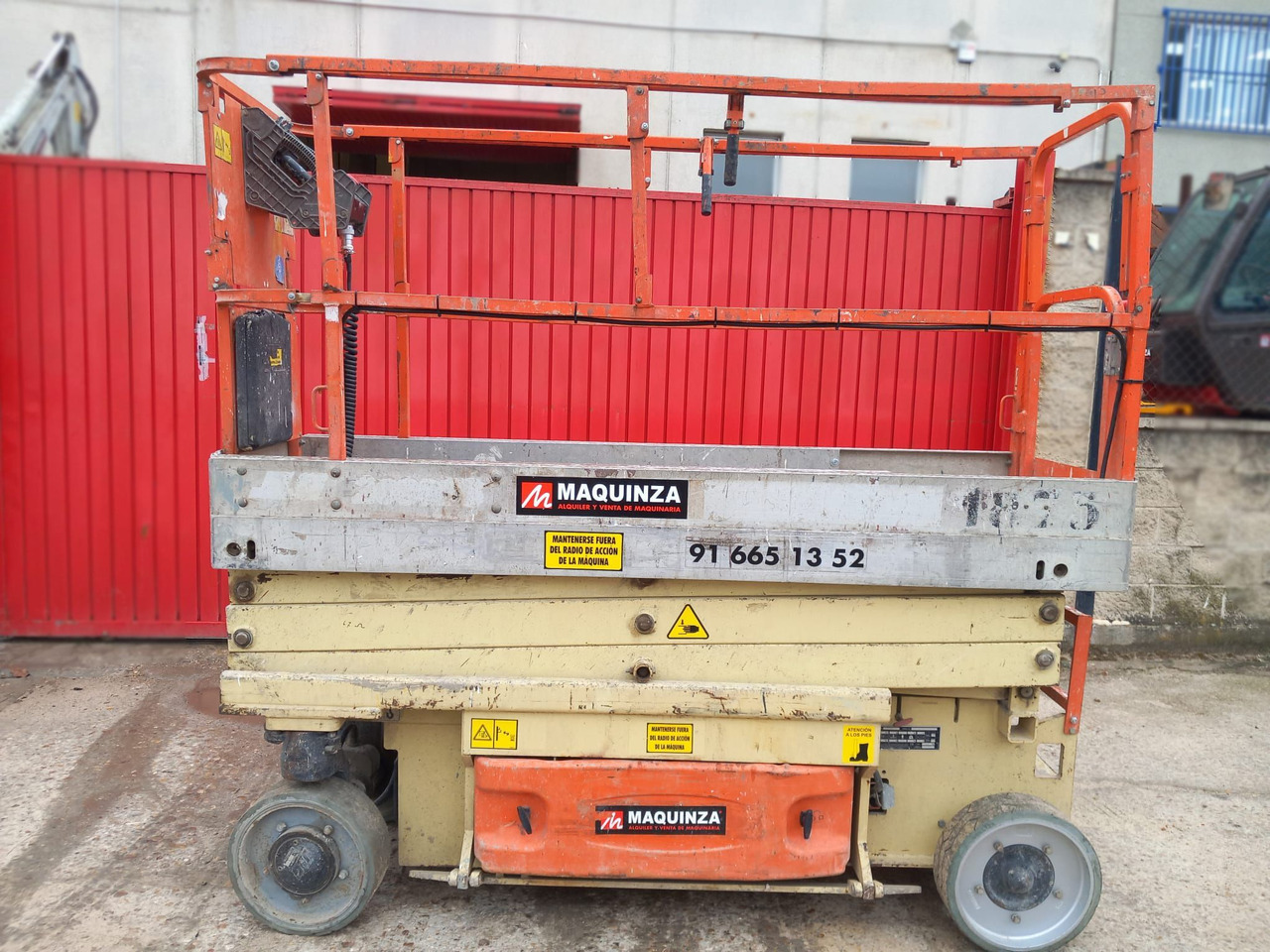 JLG 2030ES - Scissor lift: picture 1 JLG 2030ES - Scissor lift: picture 1