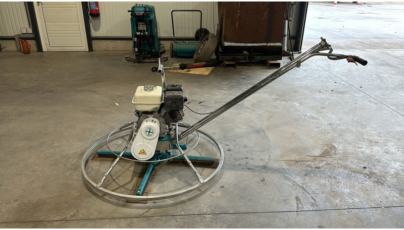 B-Mac VLINDER (BELGIAN MACHINE / GOOD CONDITION) - Power trowel: picture 5 B-Mac VLINDER (BELGIAN MACHINE / GOOD CONDITION) - Power trowel: picture 5