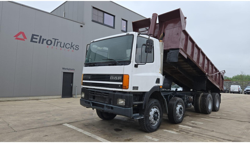 DAF 85 CF 340 (EURO 2 / MANUAL PUMP / STEEL SUSP. / POSSIBLE AS CHASSIS / 8X4) - Tipper: picture 1 DAF 85 CF 340 (EURO 2 / MANUAL PUMP / STEEL SUSP. / POSSIBLE AS CHASSIS / 8X4) - Tipper: picture 1